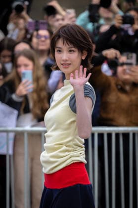 Chen Duling Celebrities at Loewe Collection Femme Prêt à Porter Automne Hiver 2026 2027 fashion show during Paris Fashion Week, on March 6th, 2026 Florian Lavielle Bestimage Celebrities at Loewe Ready to Wear Fall Winter 2026 2027 Women Collection fashion show, during Paris Fashion Week, on March 6th, 2026 Paris France  Copyright: xFlorianxLaviellex xBestimagexFlorianxLaviellex xBestimagex