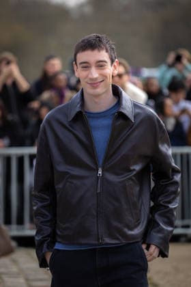 Théodore Pellerin Celebrities at Loewe Collection Femme Prêt à Porter Automne Hiver 2026 2027 fashion show, during Paris Fashion Week, on March 6th, 2026 Florian Lavielle Bestimage Celebrities at Loewe Ready to Wear Fall Winter 2026 2027 Women Collection fashion show, during Paris Fashion Week, on March 6th, 2026 Paris France  Copyright: xFlorianxLaviellex xBestimagexFlorianxLaviellex xBestimagex