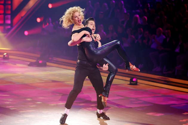 Profitänzer Valentin Lusin und Moderatorin Sonya Kraus sind ausgeschieden bei der ersten Tanzshow der 19. Staffel der RTL-Tanzshow Lets Dance im Coloneum. Köln, 06.03.2026 NRW Deutschland Copyright: xChristophxHardtx