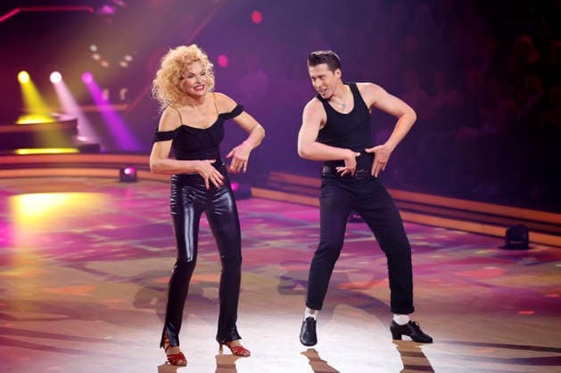 Profitänzer Valentin Lusin und Moderatorin Sonya Kraus sind ausgeschieden bei der ersten Tanzshow der 19. Staffel der RTL-Tanzshow Lets Dance im Coloneum. Köln, 06.03.2026 NRW Deutschland Copyright: xChristophxHardtx