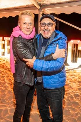 abb Roman Knizka und Wolfgang Stumph zu Gast am Strand bei 10.Jahre Baltic Lights 2026 Promi Charity Schlittenhunderennen zu Gunsten der Welthungerhilfe an der Ostsee zwischen der Seebruecke Ahlbeck und der Seebruecke Heringsdorf , Freitag 06.03.2026 in Heringsdorf MV Deutschland
