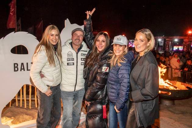 abb Nina Ensmann, Till Demtroeder, Simone Thomalla, Anja Lanaeus und Janine Kunze zu Gast am Strand bei 10.Jahre Baltic Lights 2026 Promi Charity Schlittenhunderennen zu Gunsten der Welthungerhilfe an der Ostsee zwischen der Seebruecke Ahlbeck und der Seebruecke Heringsdorf , Freitag 06.03.2026 in Heringsdorf MV Deutschland
