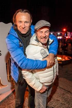 abb Bernhard Bettermann und Till Demtroeder zu Gast am Strand bei 10.Jahre Baltic Lights 2026 Promi Charity Schlittenhunderennen zu Gunsten der Welthungerhilfe an der Ostsee zwischen der Seebruecke Ahlbeck und der Seebruecke Heringsdorf , Freitag 06.03.2026 in Heringsdorf MV Deutschland