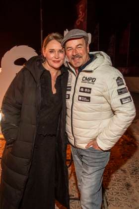 abb Julia Demtroeder und Till Demtroeder Ehepaar Gastgeber am Strand bei 10.Jahre Baltic Lights 2026 Promi Charity Schlittenhunderennen zu Gunsten der Welthungerhilfe an der Ostsee zwischen der Seebruecke Ahlbeck und der Seebruecke Heringsdorf , Freitag 06.03.2026 in Heringsdorf MV Deutschland