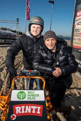 abb Maris Atalay und Erdogan Atalay zu Gast am Strand bei 10.Jahre Baltic Lights 2026 Promi Charity Schlittenhunderennen zu Gunsten der Welthungerhilfe an der Ostsee zwischen der Seebruecke Ahlbeck und der Seebruecke Heringsdorf , Freitag 06.03.2026 in Heringsdorf MV Deutschland