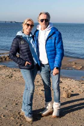 abb Wolfgang Lippert mit Frau Gesine Lippert zu Gast am Strand bei 10.Jahre Baltic Lights 2026 Promi Charity Schlittenhunderennen zu Gunsten der Welthungerhilfe an der Ostsee zwischen der Seebruecke Ahlbeck und der Seebruecke Heringsdorf , Freitag 06.03.2026 in Heringsdorf MV Deutschland