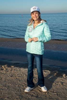 abb Anja Lanaeus zu Gast am Strand bei 10.Jahre Baltic Lights 2026 Promi Charity Schlittenhunderennen zu Gunsten der Welthungerhilfe an der Ostsee zwischen der Seebruecke Ahlbeck und der Seebruecke Heringsdorf , Freitag 06.03.2026 in Heringsdorf MV Deutschland