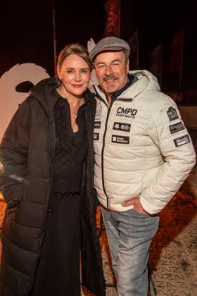 abb Julia Demtroeder und Till Demtroeder Ehepaar Gastgeber am Strand bei 10.Jahre Baltic Lights 2026 Promi Charity Schlittenhunderennen zu Gunsten der Welthungerhilfe an der Ostsee zwischen der Seebruecke Ahlbeck und der Seebruecke Heringsdorf , Freitag 06.03.2026 in Heringsdorf MV Deutschland