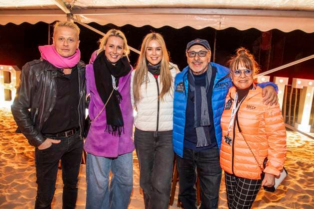 abb Roman Knizka, Franziska Hippe, Nina Ensmann, Wolfgang Stumph und Christine Stumph zu Gast am Strand bei 10.Jahre Baltic Lights 2026 Promi Charity Schlittenhunderennen zu Gunsten der Welthungerhilfe an der Ostsee zwischen der Seebruecke Ahlbeck und der Seebruecke Heringsdorf , Freitag 06.03.2026 in Heringsdorf MV Deutschland