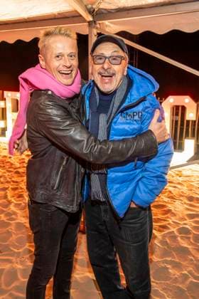 abb Roman Knizka und Wolfgang Stumph zu Gast am Strand bei 10.Jahre Baltic Lights 2026 Promi Charity Schlittenhunderennen zu Gunsten der Welthungerhilfe an der Ostsee zwischen der Seebruecke Ahlbeck und der Seebruecke Heringsdorf , Freitag 06.03.2026 in Heringsdorf MV Deutschland