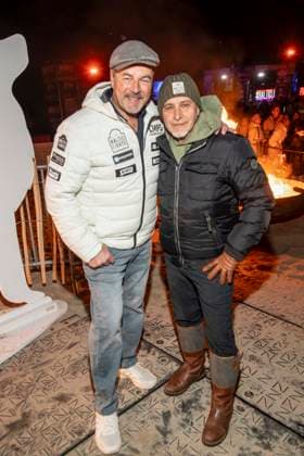 abb Till Demtroeder und Erdogan Atalay zu Gast am Strand bei 10.Jahre Baltic Lights 2026 Promi Charity Schlittenhunderennen zu Gunsten der Welthungerhilfe an der Ostsee zwischen der Seebruecke Ahlbeck und der Seebruecke Heringsdorf , Freitag 06.03.2026 in Heringsdorf MV Deutschland