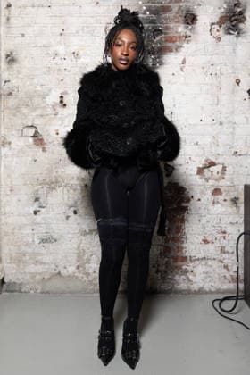 Ebony Cham au photocall du défilé Vaillant Collection Femme Prêt à Porter Automne Hiver 2026 2027 lors de la Fashion Week de Paris PFW au palais de Tokyo, à Paris, France, le 6 mars 2026 Julien Sarkissian Bestimage Photocall at the Vaillant Womenswear Fall Winter 2026 2027 show as part of Paris Fashion Week on March 06, 2026 in Paris, France Paris France  Copyright: xJulienxSarkissianx xBestimagexJulienxSarkissianx xBestimagex