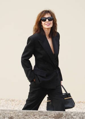 Anne Parillaud at the Arrivals at the Givenchy Womenswear Collection Prêt à Porter Automne Hiver 2026 2027 show as part of Paris Fashion Week PFW at the Hotel National des Invalides, in Paris, France, on March 6, 2026 Denis Guignebourg Bestimage Arrivals at the Givenchy Womenswear Fall Winter 2026 2027 show as part of Paris Fashion Week on March 6, 2026 in Paris, France Paris France  Copyright: xDenisxGuignebourgx xBestimagexDenisxGuignebourgx xBestimagex