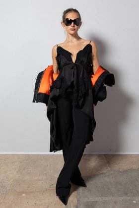 Regina Anikiy at the photocall at the Vaillant Womenswear Collection Prêt à Porter Automne Hiver 2026 2027 show as part of Paris Fashion Week PFW at Palais de Tokyo, Paris, France, March 06, 2026 Julien Sarkissian Bestimage Photocall at the Vaillant Womenswear Fall Winter 2026 2027 show as part of Paris Fashion Week on March 06, 2026 in Paris, France Paris France  Copyright: xJulienxSarkissianx xBestimagexJulienxSarkissianx xBestimagex