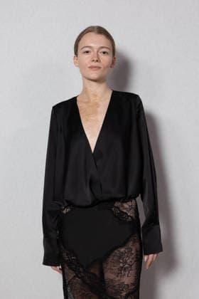 Marta Pirrie Wright at the photocall at the Vaillant Womenswear Collection Prêt à Porter Automne Hiver 2026 2027 show as part of Paris Fashion Week PFW at Palais de Tokyo, Paris, France, March 06, 2026 Julien Sarkissian Bestimage Photocall at the Vaillant Womenswear Fall Winter 2026 2027 show as part of Paris Fashion Week on March 06, 2026 in Paris, France Paris France  Copyright: xJulienxSarkissianx xBestimagexJulienxSarkissianx xBestimagex