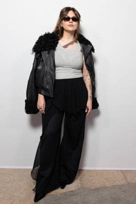 Louane Emerat au photocall du défilé Vaillant Collection Femme Prêt à Porter Automne Hiver 2026 2027 lors de la Fashion Week de Paris PFW au palais de Tokyo, à Paris, France, le 6 mars 2026 Julien Sarkissian Bestimage Photocall at the Vaillant Womenswear Fall Winter 2026 2027 show as part of Paris Fashion Week on March 06, 2026 in Paris, France Paris France  Copyright: xJulienxSarkissianx xBestimagexJulienxSarkissianx xBestimagex