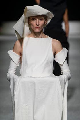 Issey Miyake Womenswear Collection Fall Winter 2026 2027 show as part of Paris Fashion Week PFW , à Paris, France, le 6 mars 2026 Bestimage Runway during the Issey Miyake Womenswear Fall Winter 2026 2027 show as part of Paris Fashion Week on March 06, 2026 in Paris, France Paris France  Copyright: xAgencex xBestimagexAgencex xBestimagex