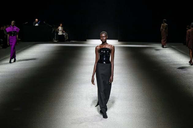 Issey Miyake Womenswear Collection Fall Winter 2026 2027 show as part of Paris Fashion Week PFW , à Paris, France, le 6 mars 2026 Bestimage Runway during the Issey Miyake Womenswear Fall Winter 2026 2027 show as part of Paris Fashion Week on March 06, 2026 in Paris, France Paris France  Copyright: xAgencex xBestimagexAgencex xBestimagex