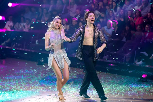 Sängerin Anna-Carina Woitschack und Tänzer Evgeny Vinokurov bei der ersten Tanzshow der 19. Staffel der RTL-Tanzshow Lets Dance im Coloneum. Köln, 06.03.2026 NRW Deutschland Copyright: xChristophxHardtx