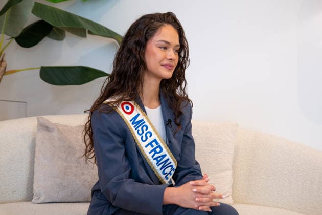 CELEBRITES : Miss France 2026 - Angers - 07 03 2026 Hinaupoko Deveze, Miss France 2026 en sÃ ance dÃ dicace au centre commerciale l™Atoll Ã Angers AngersFrance  Copyright: xEmilienxJousselin PSnewZx