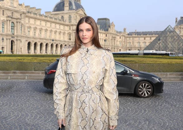 Barbara Palvin at the Arrivals at the Elie Saab Womenswear Collection Prêt à Porter Fall Winter 2026 2027 show as part of Paris Fashion Week PFW at the Carrousel du Louvre in Paris, France on March 07, 2026 Denis Guignebourg Bestimage Arrivals at the Elie Saab Womenswear Fall Winter 2026 2027 show as part of Paris Fashion Week on March 07, 2026 in Paris, France Paris France  Copyright: xDenisxGuignebourgx xBestimagexDenisxGuignebourgx xBestimagex