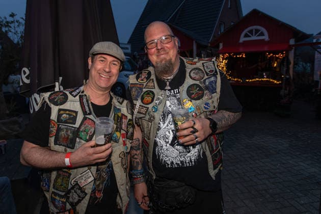 Wacken Winternights Spectaculum Wacken Kaltstart - Traditionell beginnt die Saison in Wacken auf der 9ten Bühne des Wacken Open Air, dem Landgasthof in Wacken. Ein Mittelalterlager und tolle Bands bekommen dort schon im Februar die Chance in Wacken die Saison zu starten. IVDJ5365