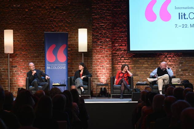 Die Autoren Maxim Leo, l-r, Dana von Suffrin, Adriana Altaras, Nicolas van Veen lesen und sprechen auf der Lit.Cologne, dem internationalen Literaturfestival zum Thema Meine jüdische Familie