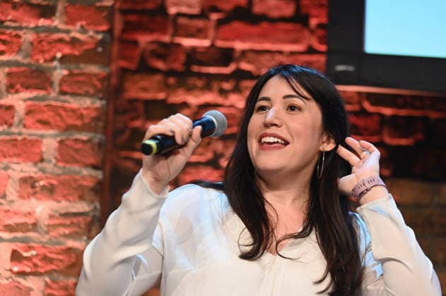 Autorin Vea Kaiser liest und spricht auf der Lit.Cologne, dem internationalen Literaturfestival