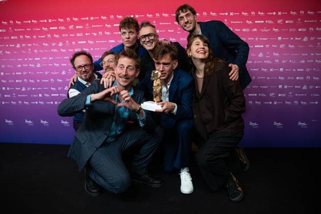 Baraki s team winner of the best serie award poses for the photographer at the 15th edition of the Rene du Cinema film awards ceremony, Saturday 07 March 2026, in Brussels. The awards are rewarded to movies of Belgian French-speaking producers.  EMILExWINDAL 166801364
