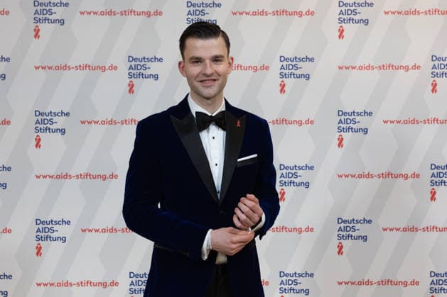 07.03.2026. Düsseldorf. 16. Festliche Operngala zu Gunsten der Deutsche AIDS-Stiftung in der Deutschen Oper am Rhein. Hier: Schauspieler und Produzent Patrick Mölleken Düsseldorf Deutsche Oper am Rhein Nordrhein-Westfalen Deutschland