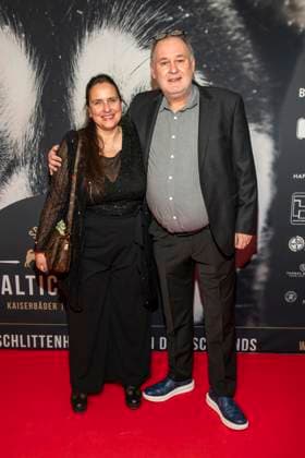 abb Sonja Burghausen (Ehefrau-Waldi) und Walter Lehnertz zu Gast beim Gala Dinner Preisverleihung bei 10.Jahre Baltic Lights Night 2026 Promi Charity Schlittenhunderennen zu Gunsten der Welthungerhilfe an der Ostsee zwischen der Seebruecke Ahlbeck und der Seebruecke Heringsdorf, Samstag 07.03.2026 in Heringsdorf MV Deutschland