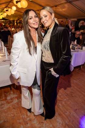 abb Simone Thomalla und Janine Kunze zu Gast beim Gala Dinner Preisverleihung bei 10.Jahre Baltic Lights Night 2026 Promi Charity Schlittenhunderennen zu Gunsten der Welthungerhilfe an der Ostsee zwischen der Seebruecke Ahlbeck und der Seebruecke Heringsdorf, Samstag 07.03.2026 in Heringsdorf MV Deutschland