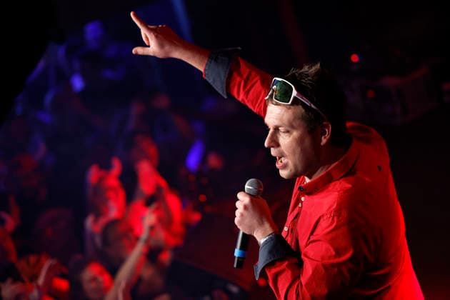 Partyschlagersänger Tobee (Tobias Riether) bei der Party zu 20 Jahre Lorenz Büffel*. Der Ballermann-Star Büffel feiert sein 20-jähriges Bühnen-Jubiläum mit einer Party auf dem Rhein. Köln, 07.03.2026 NRW Deutschland Copyright: xChristophxHardtx