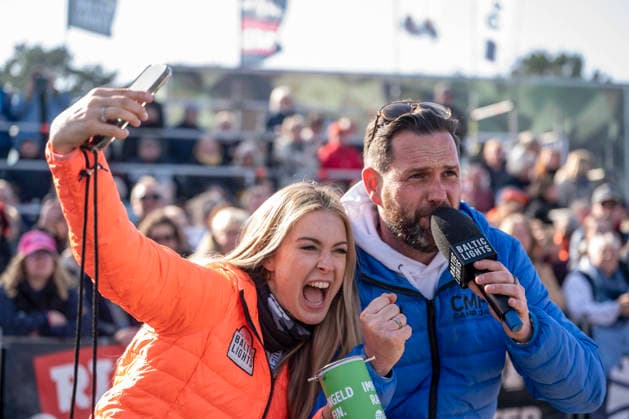 abb Nina Ensmann und Matthias Killing Teilnehmer am Strand bei 10.Jahre Baltic Lights 2026 Promi Charity Schlittenhunderennen zu Gunsten der Welthungerhilfe an der Ostsee zwischen der Seebruecke Ahlbeck und der Seebruecke Heringsdorf ,Samstag 07.03.2026 in Heringsdorf MV Deutschland