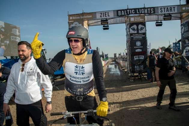 abb Matthias Killing und Sascha Vollmer Teilnehmer am Strand bei 10.Jahre Baltic Lights 2026 Promi Charity Schlittenhunderennen zu Gunsten der Welthungerhilfe an der Ostsee zwischen der Seebruecke Ahlbeck und der Seebruecke Heringsdorf ,Samstag 07.03.2026 in Heringsdorf MV Deutschland