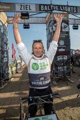 abb Bernhard Bettermann Teilnehmer am Strand bei 10.Jahre Baltic Lights 2026 Promi Charity Schlittenhunderennen zu Gunsten der Welthungerhilfe an der Ostsee zwischen der Seebruecke Ahlbeck und der Seebruecke Heringsdorf ,Samstag 07.03.2026 in Heringsdorf MV Deutschland