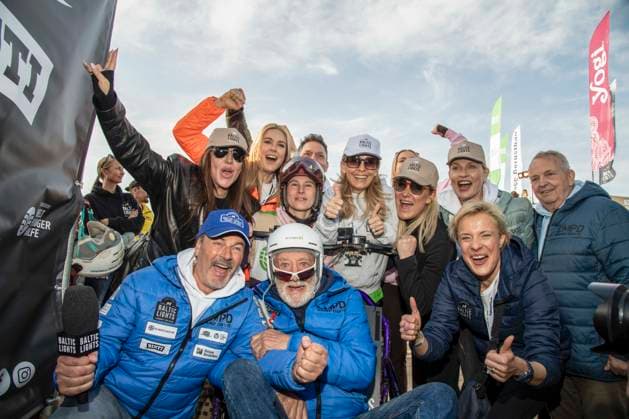 abb Till Demtroeder, Simone Thomalla, Nina Ensmann, Dieter Hallervorden, Tanja Lanäus, Janine Kunze, Seraphina Kalze, Sanna Englund und Till Backhaus Teilnehmer am Strand bei 10.Jahre Baltic Lights 2026 Promi Charity Schlittenhunderennen zu Gunsten der Welthungerhilfe an der Ostsee zwischen der Seebruecke Ahlbeck und der Seebruecke Heringsdorf ,Samstag 07.03.2026 in Heringsdorf MV Deutschland