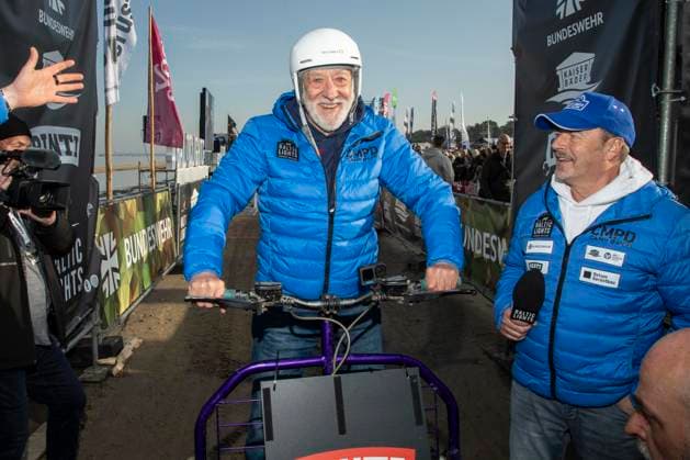 abb Dieter Hallervorden Teilnehmer am Strand bei 10.Jahre Baltic Lights 2026 Promi Charity Schlittenhunderennen zu Gunsten der Welthungerhilfe an der Ostsee zwischen der Seebruecke Ahlbeck und der Seebruecke Heringsdorf ,Samstag 07.03.2026 in Heringsdorf MV Deutschland