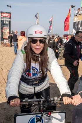 abb Simone Thomalla Teilnehmerin am Strand bei 10.Jahre Baltic Lights 2026 Promi Charity Schlittenhunderennen zu Gunsten der Welthungerhilfe an der Ostsee zwischen der Seebruecke Ahlbeck und der Seebruecke Heringsdorf ,Samstag 07.03.2026 in Heringsdorf MV Deutschland