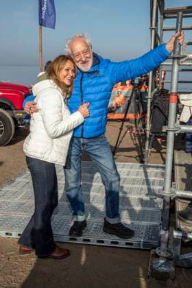 abb Christiane Zander und Dieter Hallervorden Ehepaar Teilnehmer am Strand bei 10.Jahre Baltic Lights 2026 Promi Charity Schlittenhunderennen zu Gunsten der Welthungerhilfe an der Ostsee zwischen der Seebruecke Ahlbeck und der Seebruecke Heringsdorf ,Samstag 07.03.2026 in Heringsdorf MV Deutschland