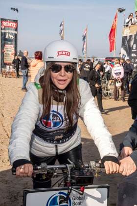 abb Simone Thomalla Teilnehmerin am Strand bei 10.Jahre Baltic Lights 2026 Promi Charity Schlittenhunderennen zu Gunsten der Welthungerhilfe an der Ostsee zwischen der Seebruecke Ahlbeck und der Seebruecke Heringsdorf ,Samstag 07.03.2026 in Heringsdorf MV Deutschland