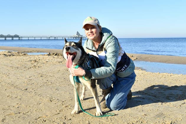 Sanna Englund beim BALTIC LIGHTS-WARM UP 2026 Charity Schilttenhunderennen in Heringsdorf auf Usedom am 07.03.2026