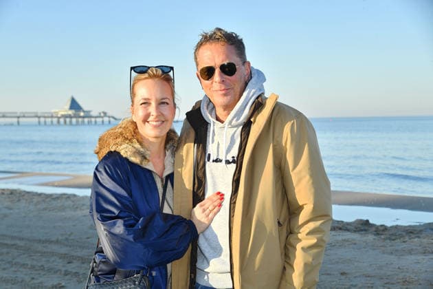 Patrick Graf von Faber-Castell und Sandra-Sophie Trauboth beim BALTIC LIGHTS-WARM UP 2026 Charity Schilttenhunderennen in Heringsdorf auf Usedom am 07.03.2026