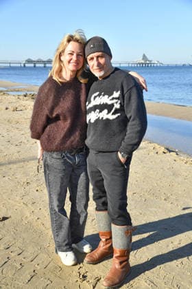 Erdogan Atalay mit Frau Katja Ohneck beim BALTIC LIGHTS-WARM UP 2026 Charity Schilttenhunderennen in Heringsdorf auf Usedom am 07.03.2026