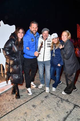 Simone Thomalla, Matthias Killing, Till Demtroeder, Tanja Lanäus und Janine Kunze beim BALTIC LIGHTS-WARM UP 2026 Charity Schilttenhunderennen in Heringsdorf auf Usedom am 07.03.2026