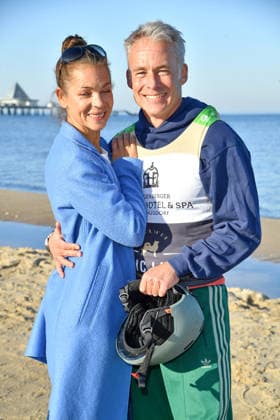 Katja Woywood und Marco Girnth beim BALTIC LIGHTS-WARM UP 2026 Charity Schilttenhunderennen in Heringsdorf auf Usedom am 07.03.2026
