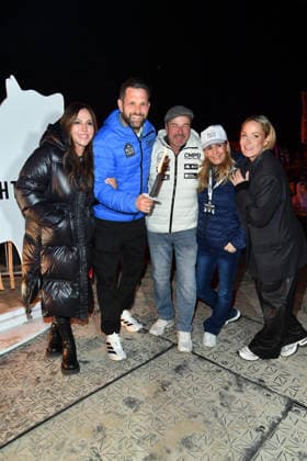 Simone Thomalla, Matthias Killing, Till Demtroeder, Tanja Lanäus und Janine Kunze beim BALTIC LIGHTS-WARM UP 2026 Charity Schilttenhunderennen in Heringsdorf auf Usedom am 07.03.2026