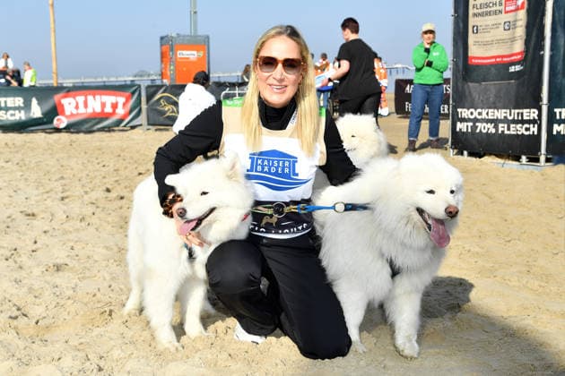 Janine Kunze beim BALTIC LIGHTS 2026 Charity Schilttenhunderennen in Heringsdorf auf Usedom am 07.03.2026