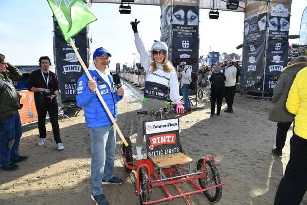 Till Demtroeder und Tanja Lanäus beim BALTIC LIGHTS 2026 Charity Schilttenhunderennen in Heringsdorf auf Usedom am 07.03.2026