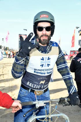 Alec Voelkel beim BALTIC LIGHTS 2026 Charity Schilttenhunderennen in Heringsdorf auf Usedom am 07.03.2026